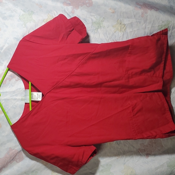 Scrub top - Picture 1 of 4